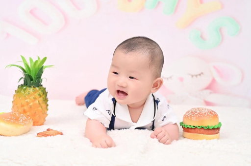 松原宝宝脸上有红疙瘩